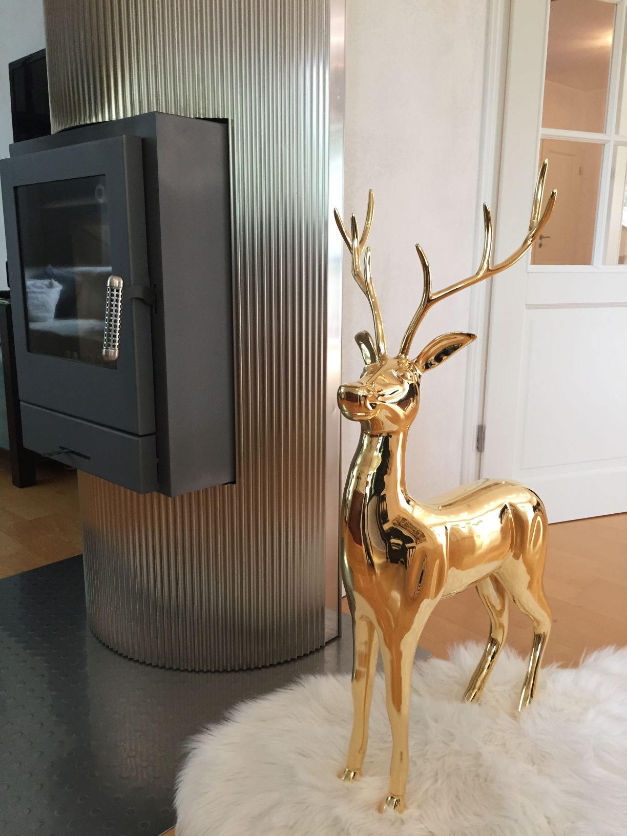 Reindeer Rudolph gold / 24 Carat gold-plated / H 93cm